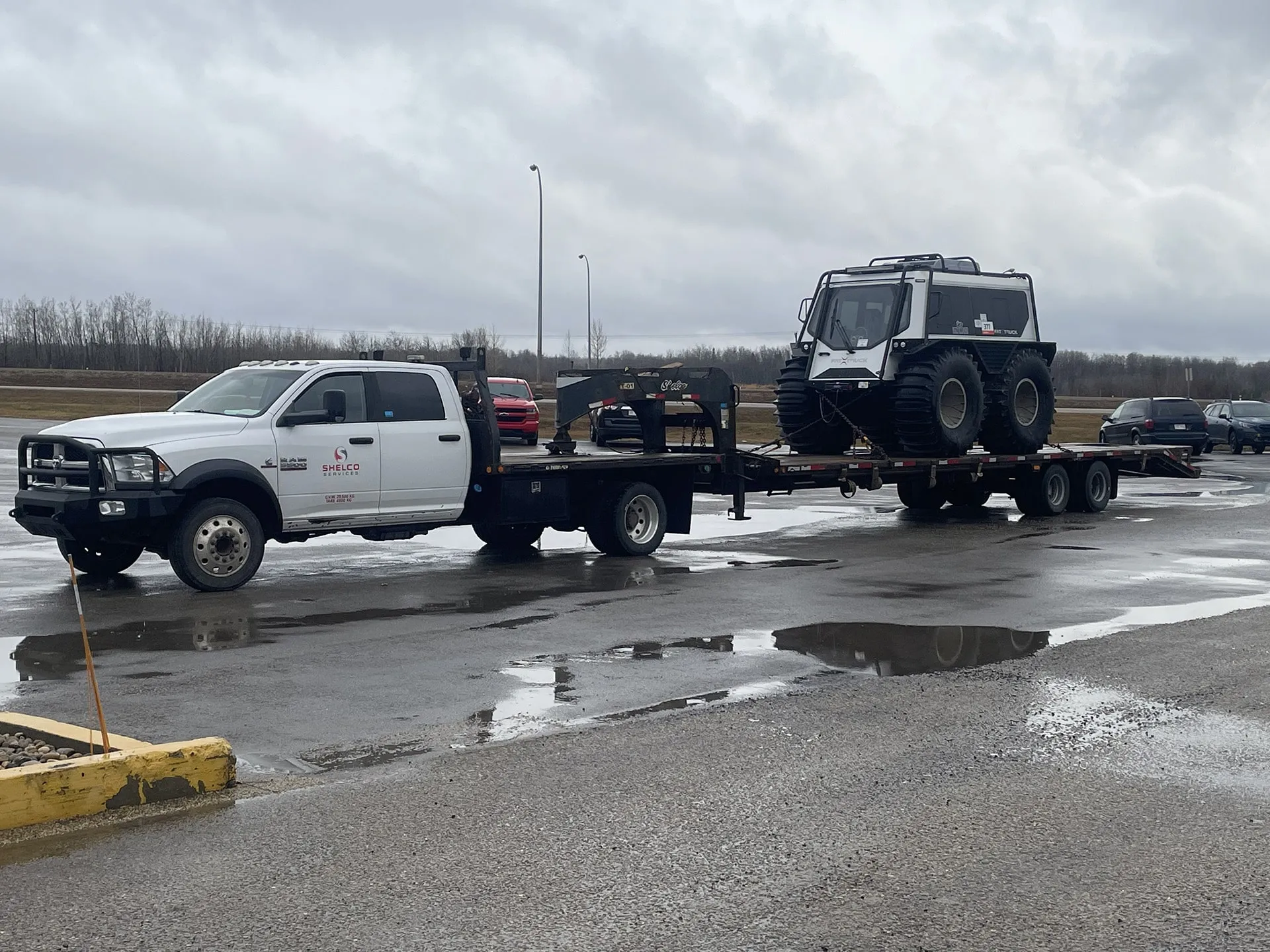 5500 One-Ton With Gooseneck Trailer